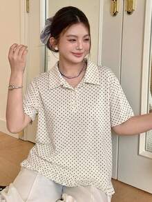 Dazy Plus 韓系時尚波點滿版印花 POLO 衫 短袖黑色大尺碼女款春夏季 T-shirt - 杏色 - 查看 5