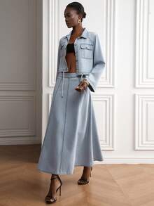 Livesso Jaket Denim Pendek Biru Muda dengan Kerah, Kancing dan Dekorasi Saku, Lengan Panjang, Dipadukan dengan Set Rok A-Line Musim Gugur - Light Wash - View 4