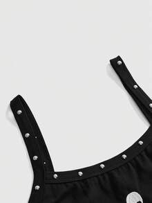 ROMWE Grunge Punk Conjunto de Verano Top de Tirantes Ajustado con Bordado de Calavera, Remaches y Estilo Punk Metal Oscuro - Negro - Ver 4