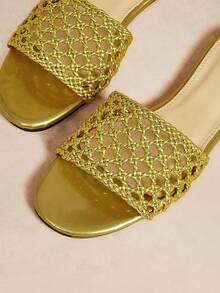 Rosivie Women's Bohemian Style Buckle Design Casual Flat Sandals Summer Shoes - Golden yellow - View 4