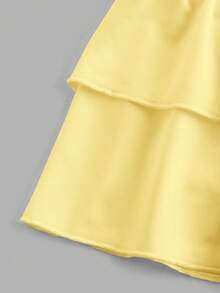SHEIN Girlism Tween Girl Tween Girls Knitted Solid Color Cute Ruffle Layered Built-In Shorts Mini Skirt, Y2K, Fashionable Personalized - Yellow - View 3