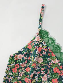 SHEIN VCAY 大尺碼女款蕾絲拼接花卉印花休閒百搭日常穿搭細肩帶背心上衣 - 綠色 - 查看 4