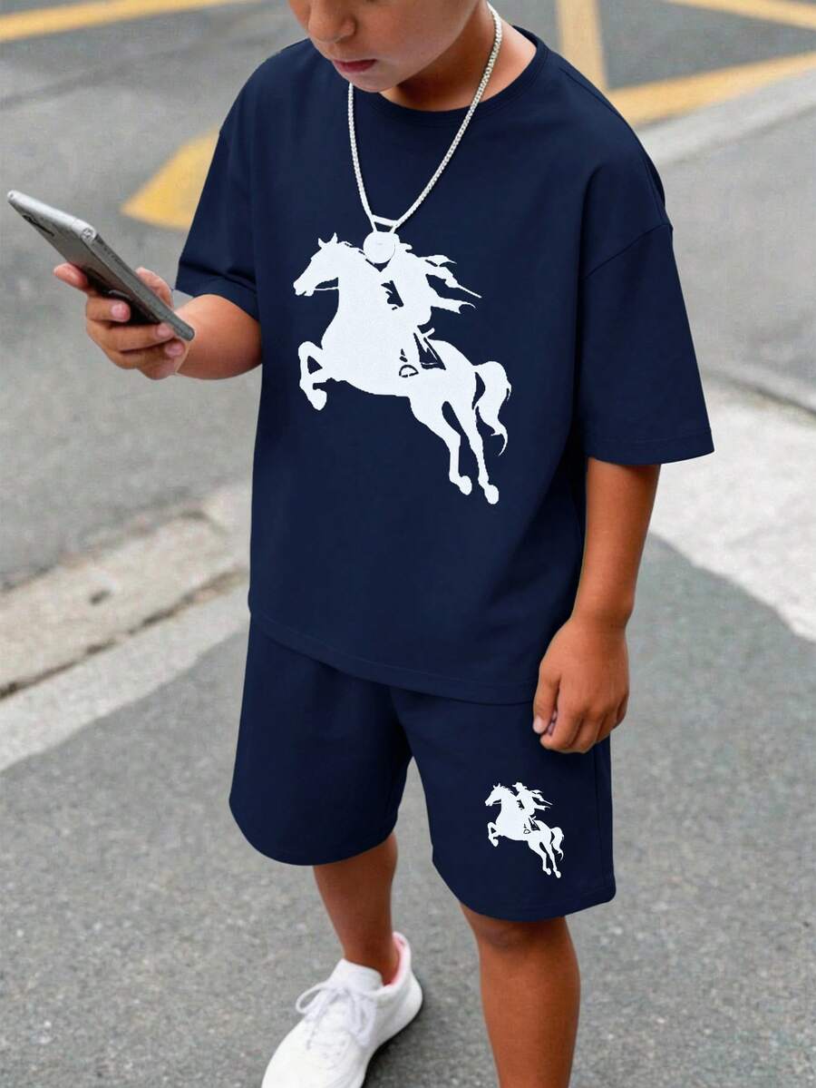 两件套男童休闲时尚经典骑马牛仔印花圆领短袖T恤和短裤套装,适合夏季穿着 - 藏蓝色 - 查看 1
