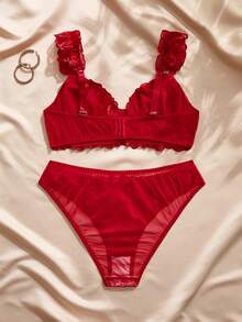 Charlaine Plus Size Charismatic Leading Lady Series Rose Embroidery Patchwork Underwire Bra & Panty Set - Red - View 2