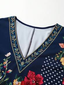 Linhara 大尺碼日印花V領仿刺繡女款休閒襯衫 - 彩色 - 查看 4