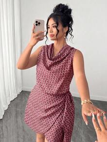 SHEIN Clasi 大尺碼女款梭織印花抓皺領不對稱綁帶優雅度假夏季無袖洋裝 - 中紫紅色 - 查看 5