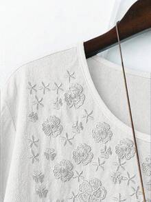 Linhara 大尺碼女款素色仿亞麻圓領刺繡七分袖休閒襯衫 - 白色 - 查看 5