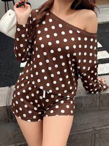 K-Vae 女款極簡性感風條紋兩件套，寬鬆長袖不對稱領口上衣 + 抽繩短褲，慵懶休閒居家與戶外穿搭 - 彩色 - 查看 4
