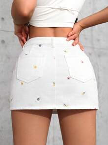 SHEIN Tall 夏季休閒碎花刺繡牛仔裙 - 白色 - 查看 2