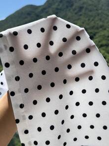 Comfortcana 大码女式夏季波点撞色腰部短裤，适合运动、度假、毕业季、世界杯比赛日等场合，也适合夏季、度假穿着。波点印花连衣裙，波点图案，圆点，杜卡迪圆点，夏季连衣裙，适合日常通勤、约会、派对、所有季节、圣诞节、新年等场合。 - 彩色 - 查看 8