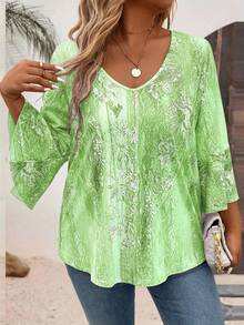 SHEIN 大尺碼女款休閒數位印花甜心領 3/4 袖 T-shirt 圖案上衣 - 綠色 - 查看 1