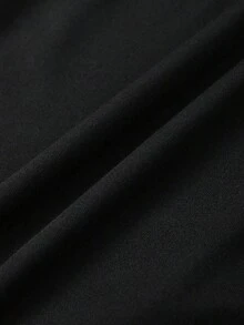 EMERY ROSE Gaun Mini Asimetris Pas Badan dengan Hiasan Renda Terbaru, Desain Tanpa Tali Bahu untuk Wanita - Hitam - View 5