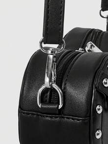 ROMWE Grunge Punk Women's PU Slanted Shoulder Love Skull Rivet Chain Punk Fashion Shoulder Bag - Black - View 5