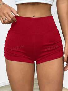 SHEIN EZwear 大码褶皱休闲骑行/瑜伽短裤，纯色，百搭春夏红色短裤，女士高腰热裤 - 紅色 - 查看 3