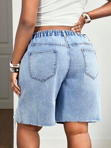 Slaydiva Plus Size Women's Rhinestone Embellished Distressed Pocket Raw Hem Denim Shorts - Blue - View 2
