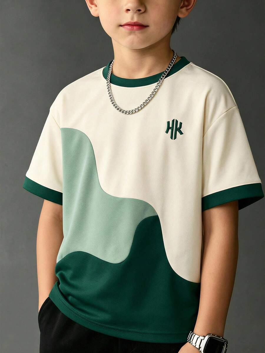 Camiseta de cuello redondo de manga corta para niño preadolescente con estampado divertido de patchwork en todo el Body, gráfico minimalista con eslogan en inglés, adecuada para reuniones festivas y fiestas, fácil y cómoda para primavera/verano, opción imprescindible de verano, ropa casual de moda, streetwear de primavera/verano, atuendo casual para salidas, fiesta de vuelta a la escuela, adecuada para picnic al aire libre - Multicolor - Ver 1