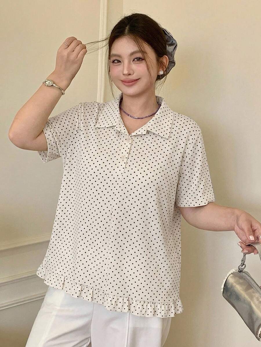Dazy Plus 韓系時尚波點滿版印花 POLO 衫 短袖黑色大尺碼女款春夏季 T-shirt - 杏色 - 查看 1