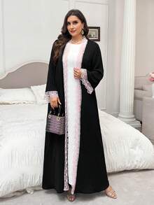 Al Najma Women's Elegant Minimalist Fashionable Placket Cuff Lace Patchwork Exquisite Summer Plus Size Long Sleeve Abaya - Black - View 3