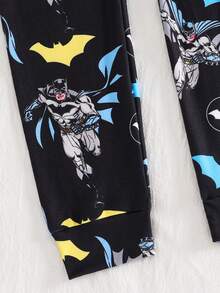 BATMAN X SHEIN TOM & JERRY X SHEIN GraphicGems 大童男孩圓領卡通印花短袖上衣與長褲休閒日常居家睡衣套裝 - 黑色 - 查看 3