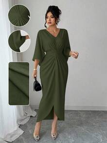 Elenzga Gaun Bodycon Leher V Ukuran Besar dengan Pinggang Ramping - Hijau Tentara - View 1