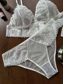 Dream Adore Set di reggiseno senza ferretto e slip con patchwork in pizzo, serie casual taglie forti, 2 pezzi - Bianco - Visualizzare 4