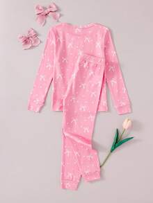 SHEIN 女孩修身款秋冬睡衣套裝，修身長袖上衣與長褲，滿版圓點與蝴蝶結印花，甜美優雅可愛居家服 - 粉色 - 查看 2