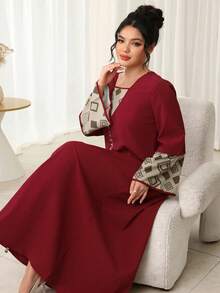 Al Najma 女款幾何圖案長袖優雅阿拉伯風洋裝 - 酒紅色 - 查看 7
