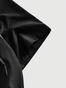 ROMWE MEN Goth 男士印花短袖襯衫 寬鬆版型 - 黑色 - 查看 4
