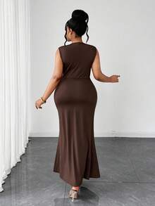 Maweii Plus Size Women Sleeveless Round Neck Metal Waist Midi Dress - Coffee Brown - View 2