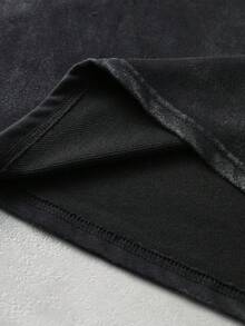 ROMWE MEN Set Kaos dan Celana Pendek Pria Ukuran Besar dengan Desain Vintage Washed - Hitam - View 4
