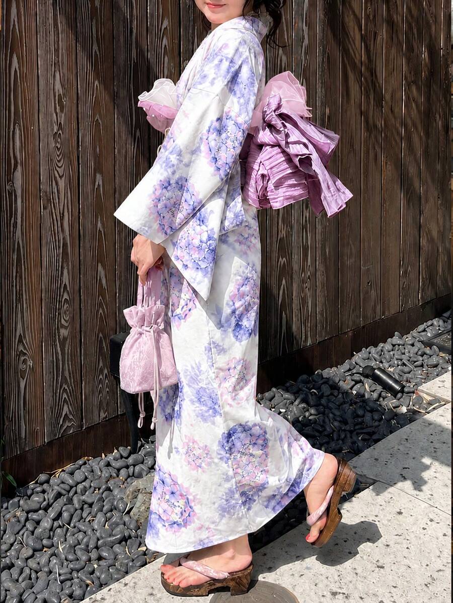 Irokai 日式傳統和服藍紫色繡球花花卉圖案女款改良兩件式浴衣套裝 - 彩色 - 查看 1