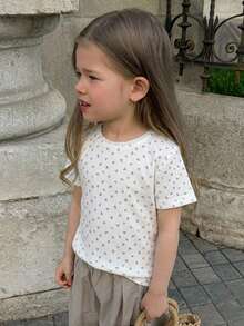 Dazy Kids Young Girl Summer Casual Ditsy Floral T-Shirt - White - View 6