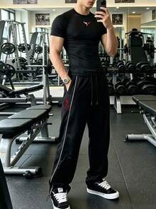 GymBeat 男士短袖T恤與長褲運動套裝 - 黑色 - 查看 1