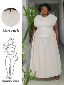 CurvyTilda 2026 Spring/Summer Plus Size Women Solid Color Round Neck Ruched Waist Simple Dress, Suitable For Vacation, Cruise, Travel, Beach, Party, Banquet, Summer Dresses - White - View 2