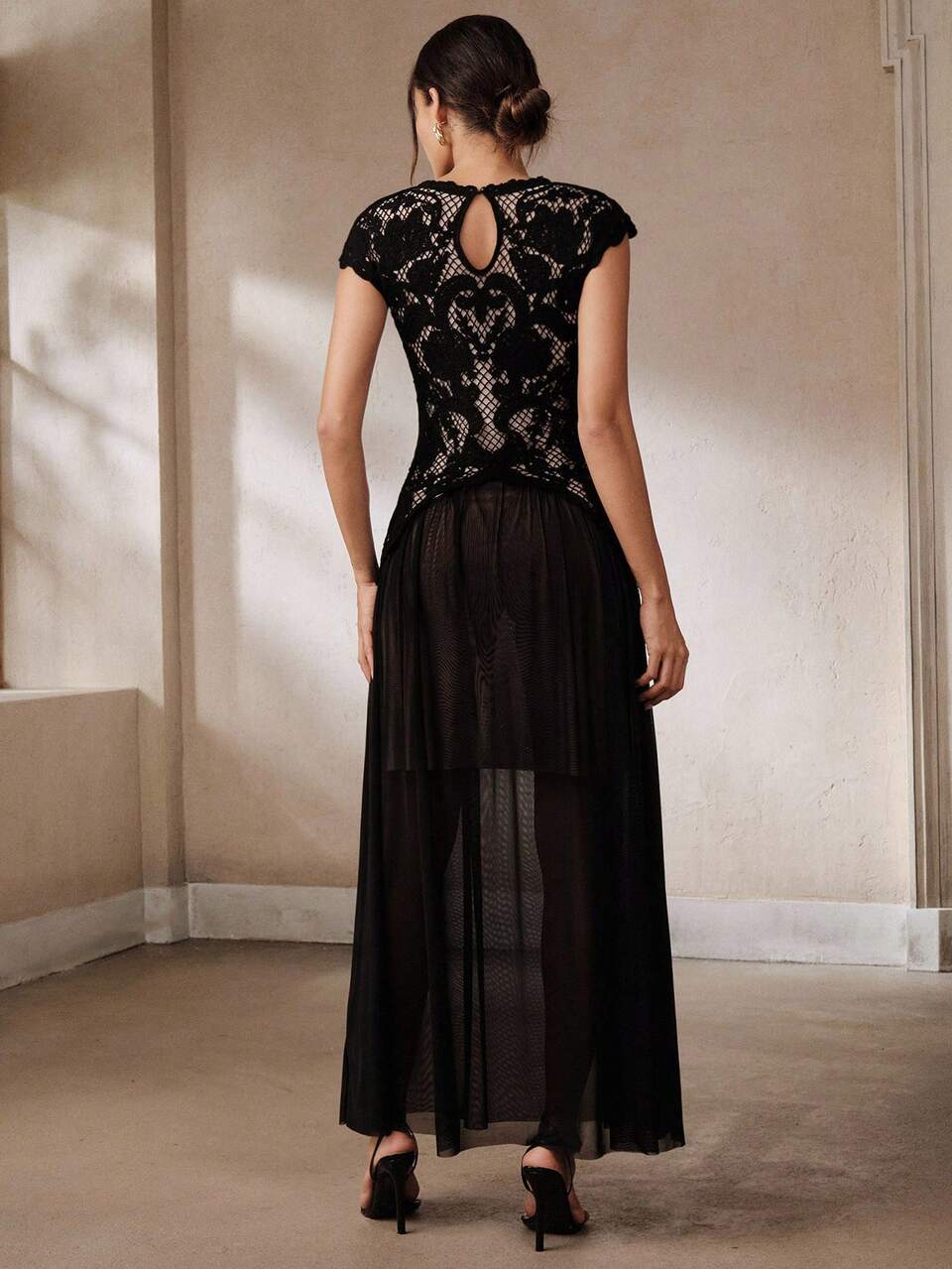 Vestido elegante de verano para fiesta de mujer, negro, con escote en V profundo, patchwork calado, corte A y cobertura