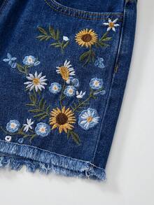 GlowEve CURVE 大尺碼花卉刺繡流蘇飾邊牛仔短褲 - 深色水洗藍 - 查看 3