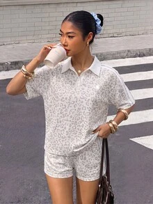 Muchica 女款多針織短袖 Polo 衫與配套短褲休閒兩件套，休閒極簡運動街頭風百搭派對聚會機場穿搭 Y2K 上衣，淺豹紋印花圖案，女款外出穿著，女款夏季套裝 - 彩色 - 查看 4