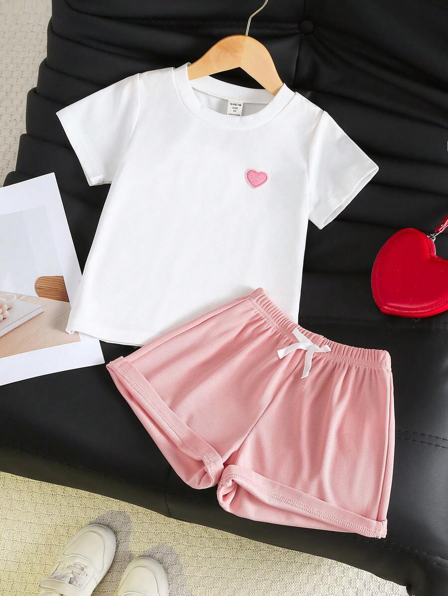SHEIN Genkimix Kids 女童時尚可愛愛心刺繡針織短袖T恤上衣套裝,適合日常休閒、運動、外出與度假 - 彩色 - 查看 1