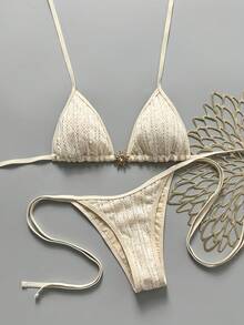 SHEIN Swim Swim Bonvoyette 兩件式比基尼套裝，春夏海灘度假，亮片紋理面料，金色太陽飾品，掛脖三角杯上衣與側綁比基尼褲，性感比基尼套裝 - 杏色 - 查看 6