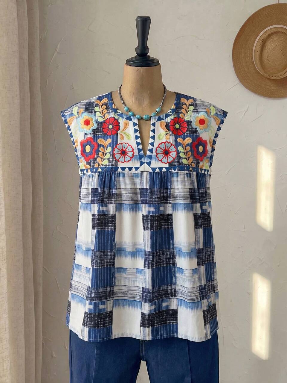 Plus Size Notched V-Neck Short Sleeve Casual Loose Blouse Summer Vacation Outfits For Women Beach Outfits Going Out Holiday Dressy Tops