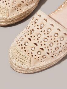 Styleloop Fashion Apricot Hemp Rope Bottom Women's Flat Sole Shoes Comfortable And Breathable Commuting Suitable For Outdoor Vacation Travel Beach Shopping Dail - Apricot - View 3