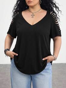 SHEIN CURVE+ تي شيرت نسائي مقاس كبير أسود فضفاض بأكمام راجلان مفرغة للصيف والحفلات الموسيقية والكاجوال وهالوين - الأسود - مشاهدة 1