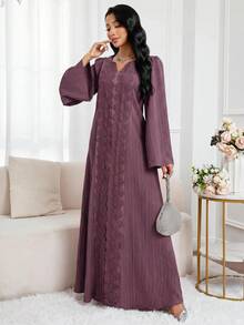 Al Najma 女款對比蕾絲長袖優雅端莊休閒柔軟修身阿拉伯風洋裝 冬季正式洗禮賓客晨間紫色 - 紫色 - 查看 5