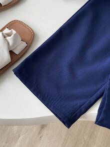 SHEIN Playful Pals 女童復古優雅鏤空刺繡條紋布料圓領背心與長褲套裝，適合春夏季日常穿著、外出與度假 - 藍白色 - 查看 7