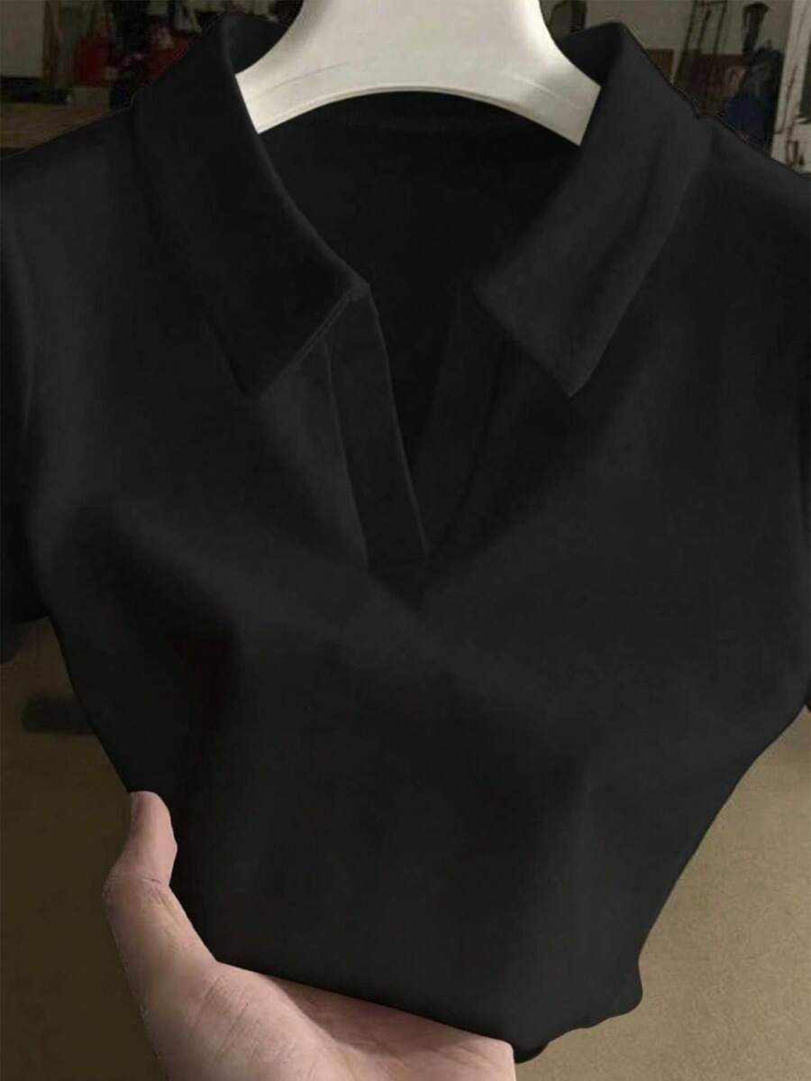 Resyla Solid Color Collared Slim Fit Short Sleeve T-Shirt For Women - Black - View 1