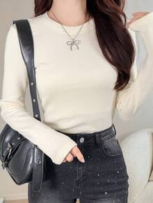 DAZY 女款素色圓領長袖保暖內裡休閒T恤 - 米色 - 查看 4