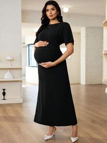 MaterniWear 孕婦純色圓領短袖修身休閒洋裝 - 黑色 - 查看 8