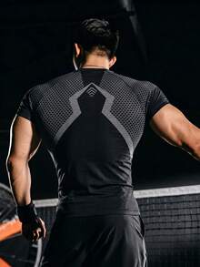 GymBeat Men's Geometric Print Raglan Short Sleeve Sports T-Shirt - Multicolor - View 2