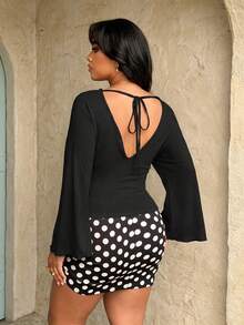 Rustia Plus Size Women's Casual Cinched Waist Top, Wide Cuff V-Neck Top, Fashionable Comfortable Early Autumn Spring Fall - Black - View 2