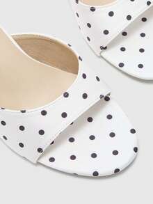 CUCCOO CURVES Wide Fit Women's Black Classic Mule Flats, Comfortable Low Heel Sandals Suitable For Commuting, Dates, Gatherings, Vacations, Parties, And Various Occasions - White black dots - View 8